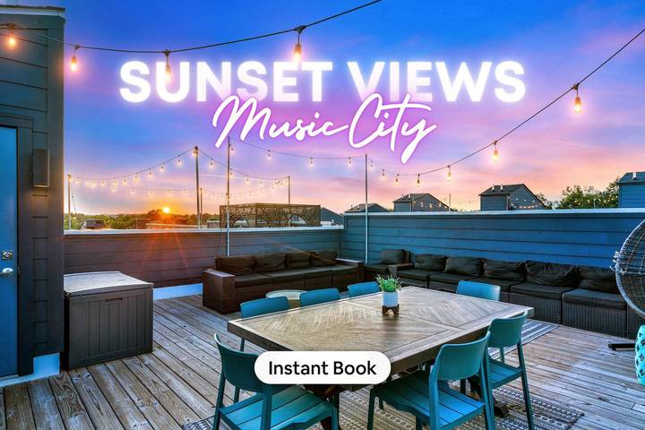 Vacation house for 12 people, with balcony, kid friendly in Nashville
