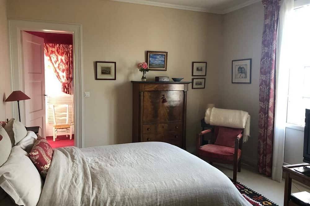 Villa spacieuse à Dieppe, 3 chambres, 3 salle de bains, jardin fleuri in Plage Dieppe, Dieppe
