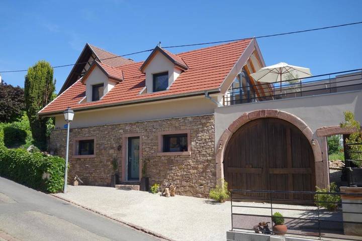 Location de vacances pour 4 personnes, avec Balcon ainsi que Terrasse et Vue à Vœgtlinshoffen