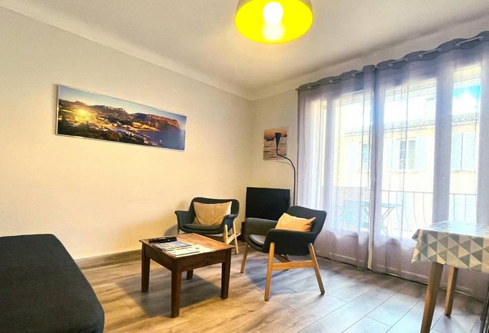 Gîte pour 4 personnes, avec terrasse dans Casino De Cassis - 3
