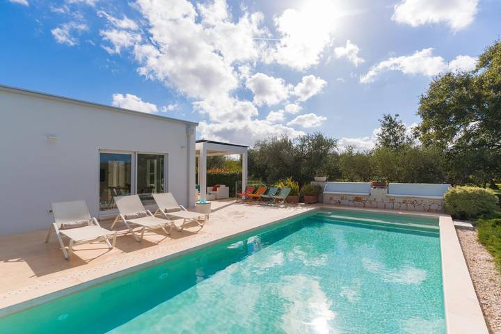 Ecovilla Terra di Luce with Private Pool in Martina Franca, Bari Province