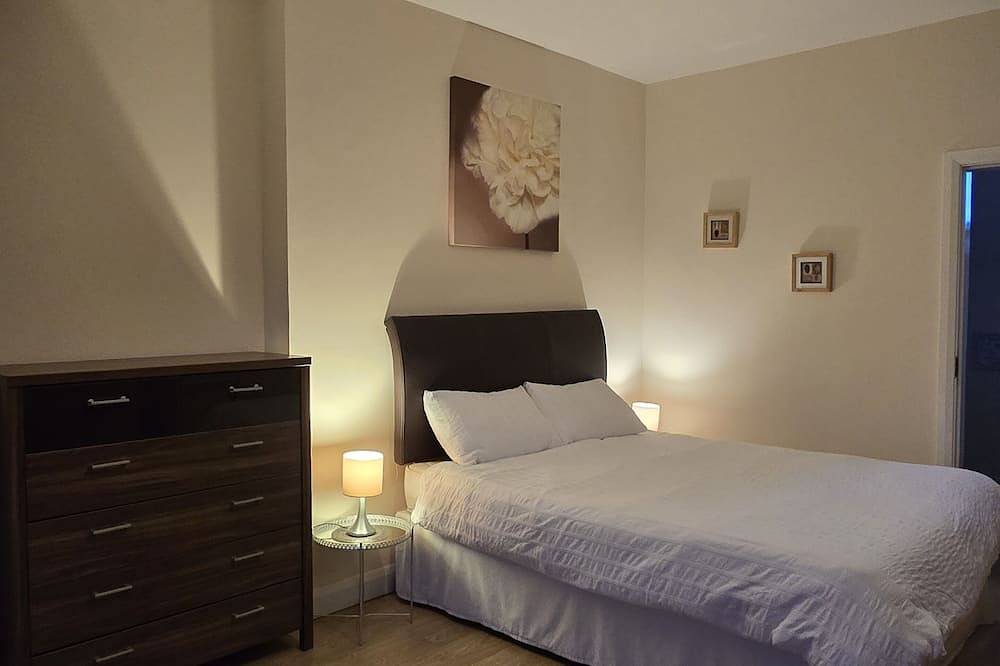 Ganze Wohnung, Apartment-Balkon-Ensuite in Carrickfergus, Grafschaft Antrim