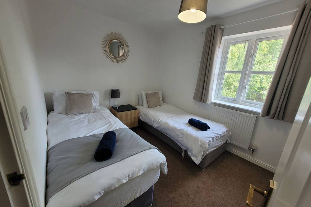 Hythe House – Stylish 3Br Stay Close to Colchester Centre & Transport in Colchester, Essex
