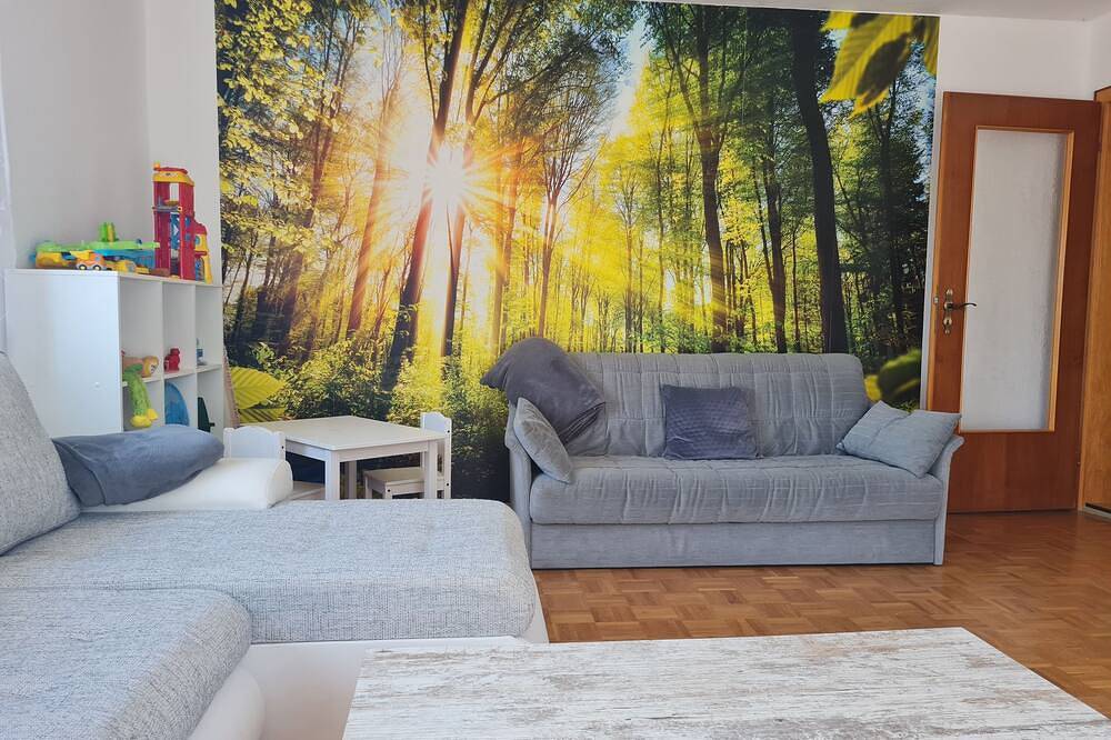 Apartamento inteiro, Vacation apartment Lusen on the ground floor for up to 5 people with a fantastic mountain view in Frauenau, Baviera Oriental