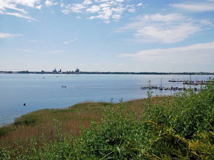 Ferienwohnung für 4 Personen, mit Seeblick und Garten sowie Terrasse in Stralsund Umland - 3
