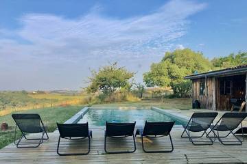 Location de vacances pour 6 personnes, avec piscine et jardin à Gaillac-Toulza