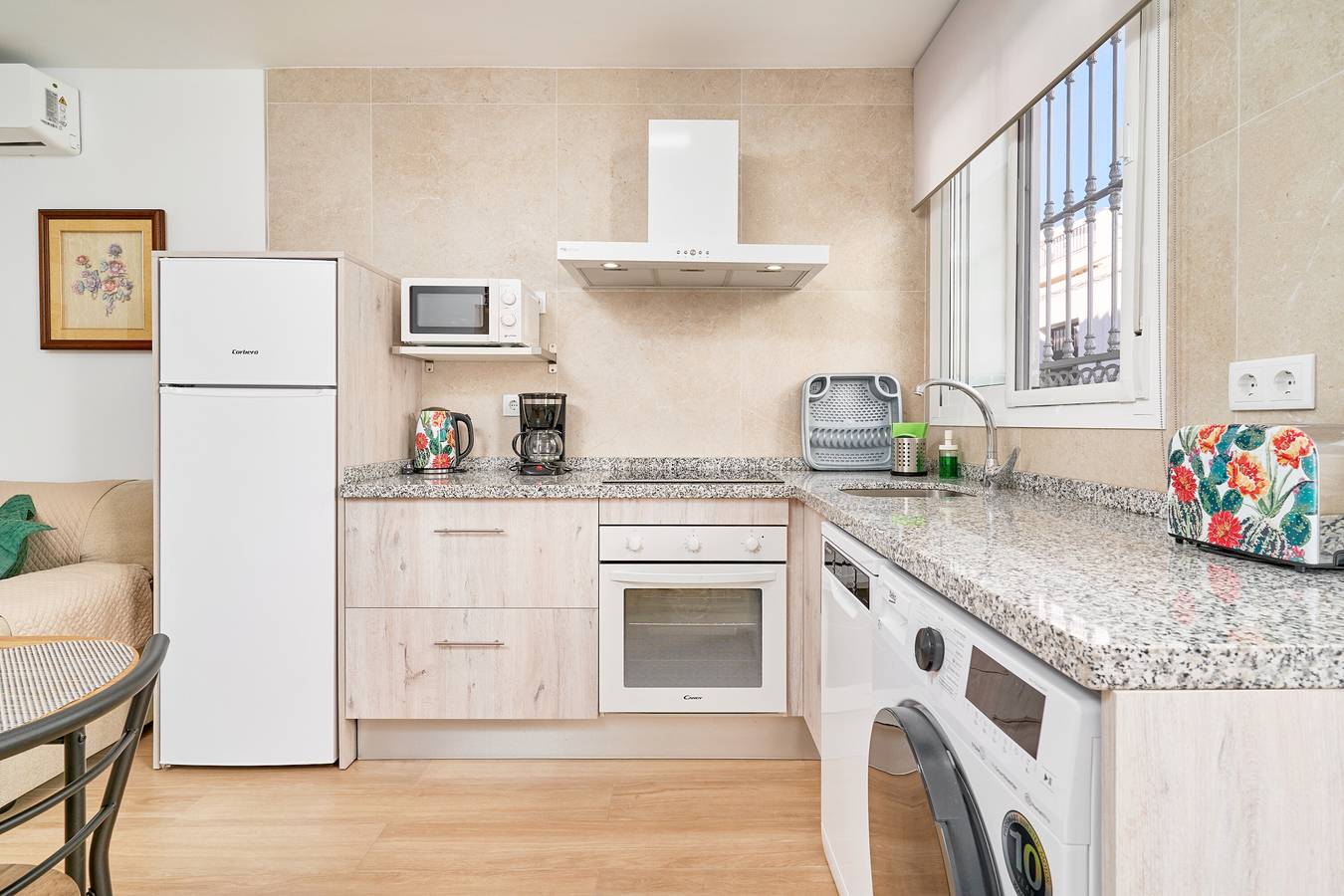 Apartamento entero, Apartamento 'El Rincón De Dorcica Ruiz' con Wi-Fi y Aire Acondicionado in Frigiliana Road, Frigiliana