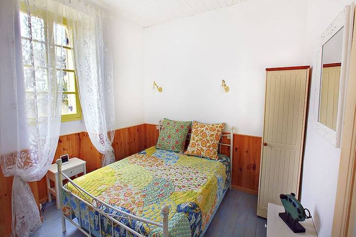 Location de vacances pour 3 personnes, avec Jacuzzi ainsi que Terrasse et Jardin à Meyrals - 2