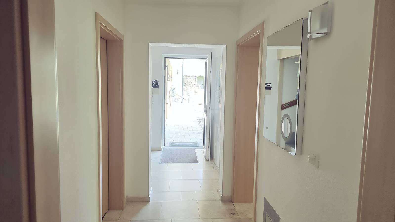 Ganze Wohnung, Apartment 'Koni´s Ferienwohnung' mit Bergblick und überdachten Autoabstellplatz in Rangersdorf, Bezirk Spittal an der Drau