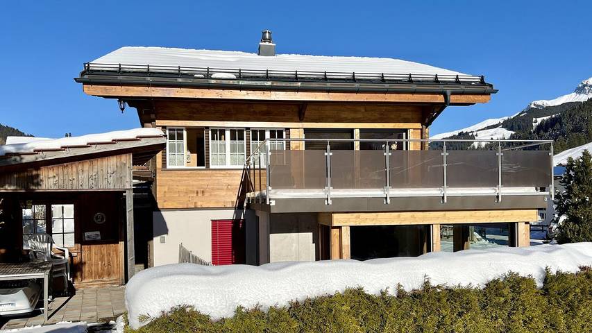Hütte für 9 Personen, mit Garten in Adelboden