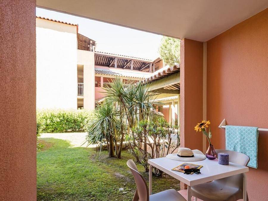 Pierre & Vacances Premium Résidence Les Rives de Cannes - Mandelieu - Studio 2 personnes - Terrasse in Mandelieu-la-Napoule, Massif de l'Esterel