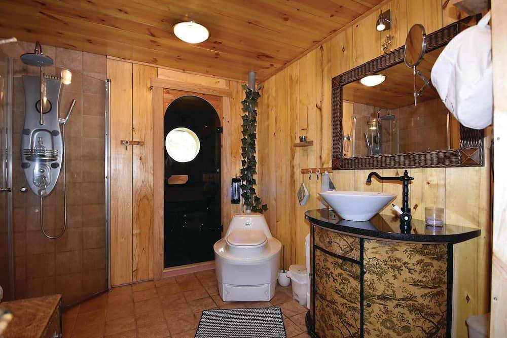 Nydelig bolig på Mellerud med kjøkken in Mellerud, Vänern