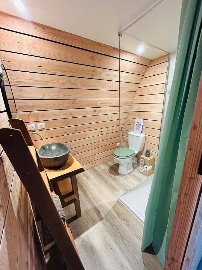 Chalet pour 2 personnes, avec jardin dans Massif central - 4