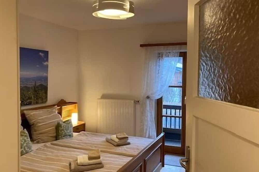 Ganze Wohnung, 4 Sterne Ferienwohnung mit Balkon 51qm für max. 4 Pers. in Wendelstein, Brannenburg