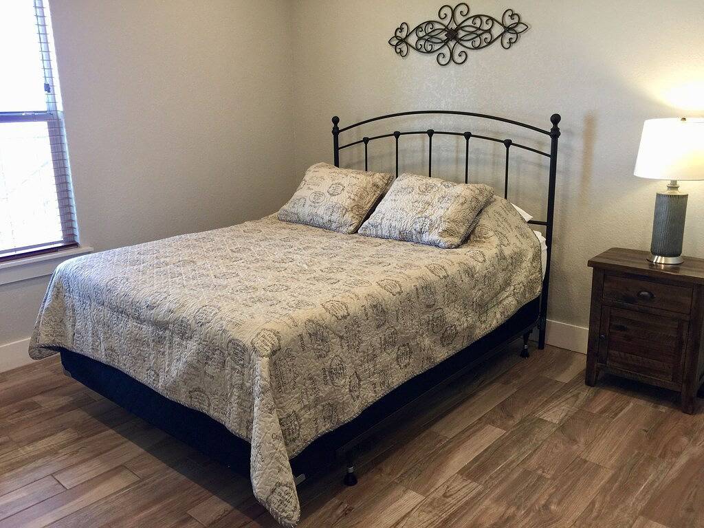 Riesiges Bauernhaus - Pool, Cabana, Blick auf den Fluss Frio, Berge & Tal, A +! in Concan, Uvalde County