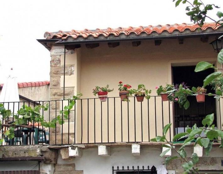 Zimmer 'Habitación Doble' mit Bergblick, Gemeinschaftsterrasse und Wi-Fi in Almajano, Soria Provinz