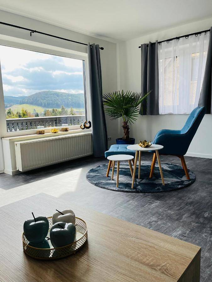 Ferienwohnung für 4 Personen, mit Balkon und Terrasse sowie Ausblick in Plaue