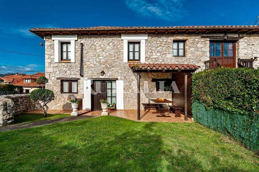House in Ribadesella, Costa Verde (Spagna)