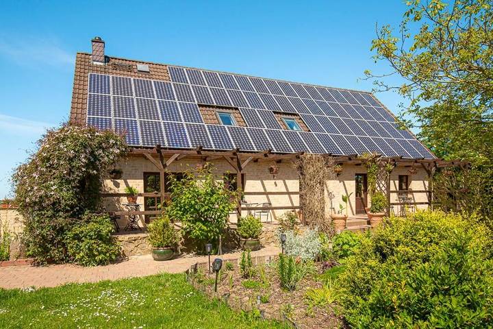 Ferienwohnung für 8 Personen, mit Terrasse und Garten sowie Pool und Ausblick in Parchtitz - 4