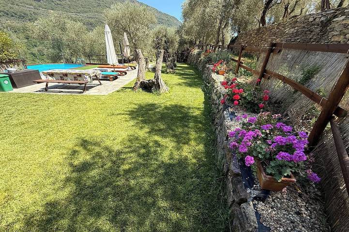 Agriturismo für 4 Personen, mit Whirlpool und Garten in Ligurien