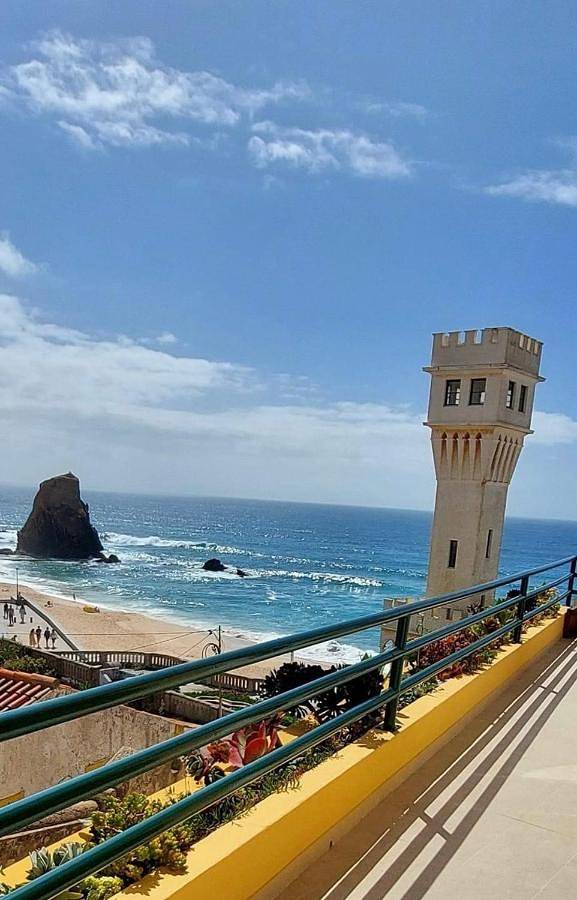 Gîte pour 5 personnes, avec terrasse et vue à Silveira - 2