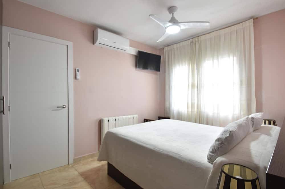 Casa Flores in Regencós, Costa Brava