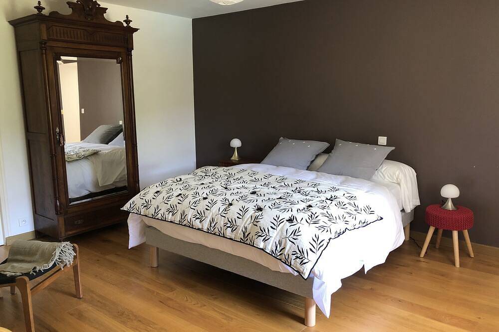 Provencal farmhouse in the heart of the Luberon in Goult, Parc naturel régional du Luberon