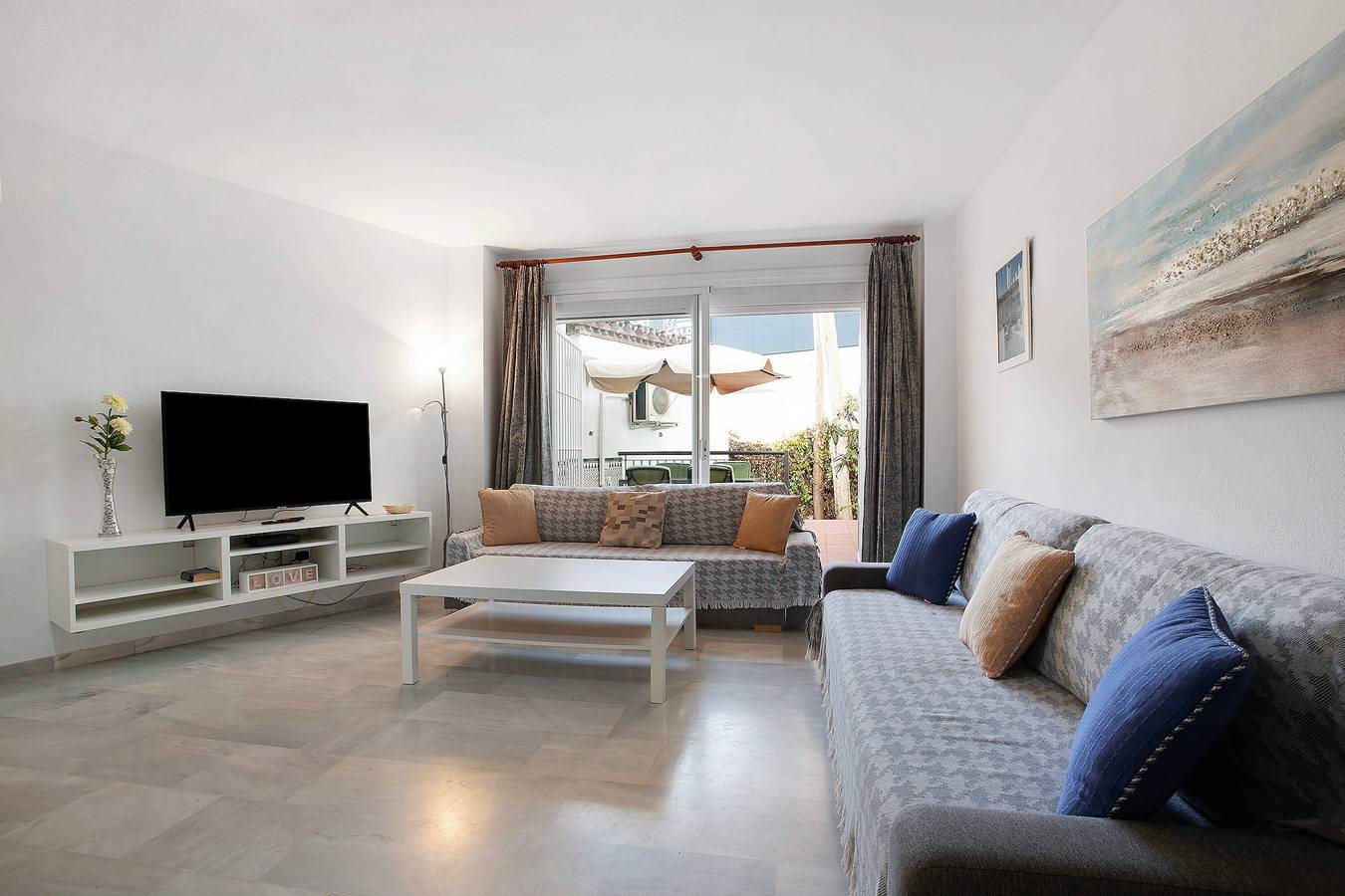 Appartement entier, Appartement "Don Juan Manuel" avec piscine partagée et Wi-Fi in Montemar Torremolinos, Torremolinos
