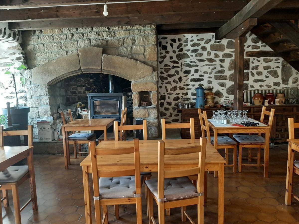 Double Room in Laussonne, Mézenc