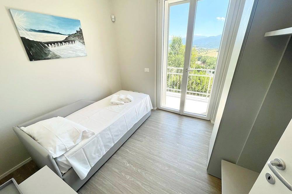 Villa Ipnotica - exc pool - Slps 7 + children by request - no extra charge in Spoleto, Perugia Provinz