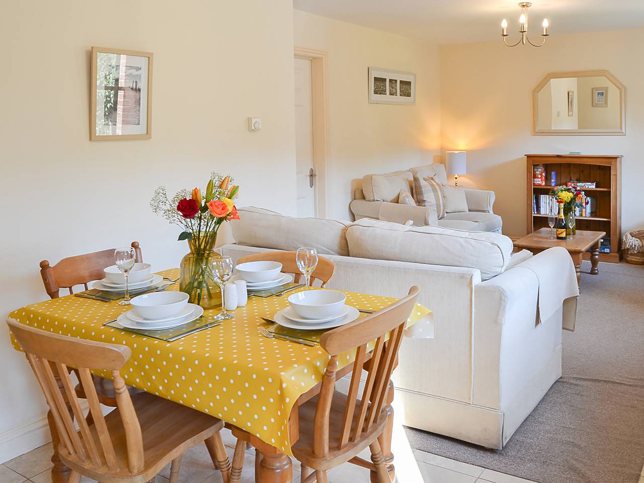 Lily Broad Cottage in Rollesby, Great Yarmouth