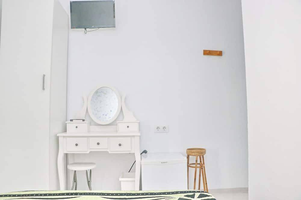 Apartamento entero, Habitación Cañaveral Playa Conil I con Wifi. in Conil de la Frontera, Costa de la Luz