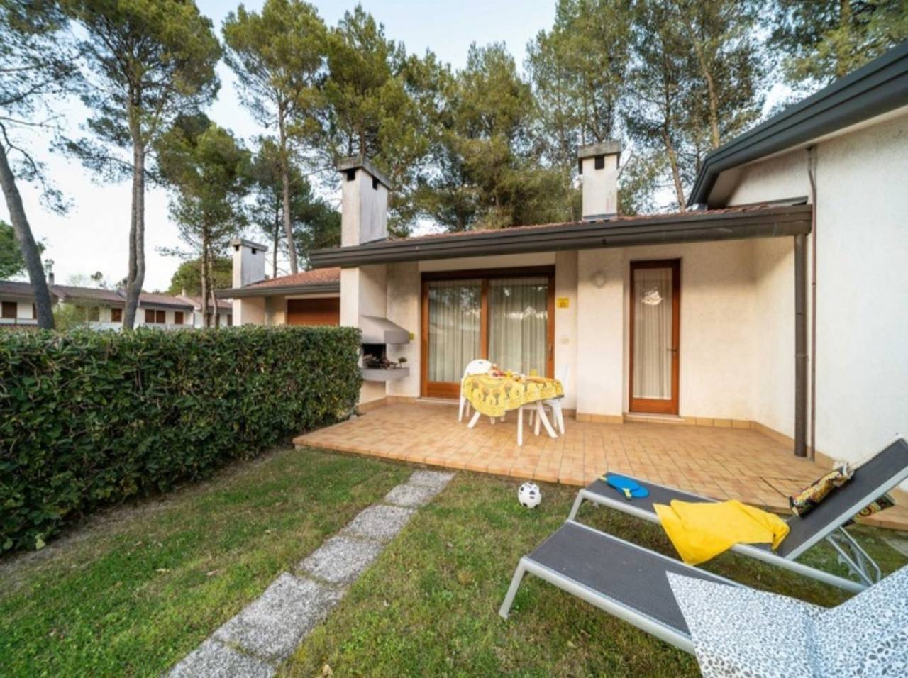 Entire apartment, Modern home with garden and pool in Bibione, Venice Province