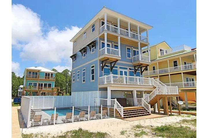 Vacation rental for 20 people, with hot tub and balcony, with pets in Indian Pass