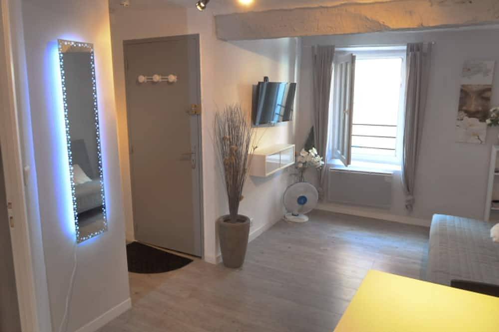 Entire apartment, Apartment in Valbonne village / New Apartment in Valbonne, Cote d'azur in Valbonne, Cannes region