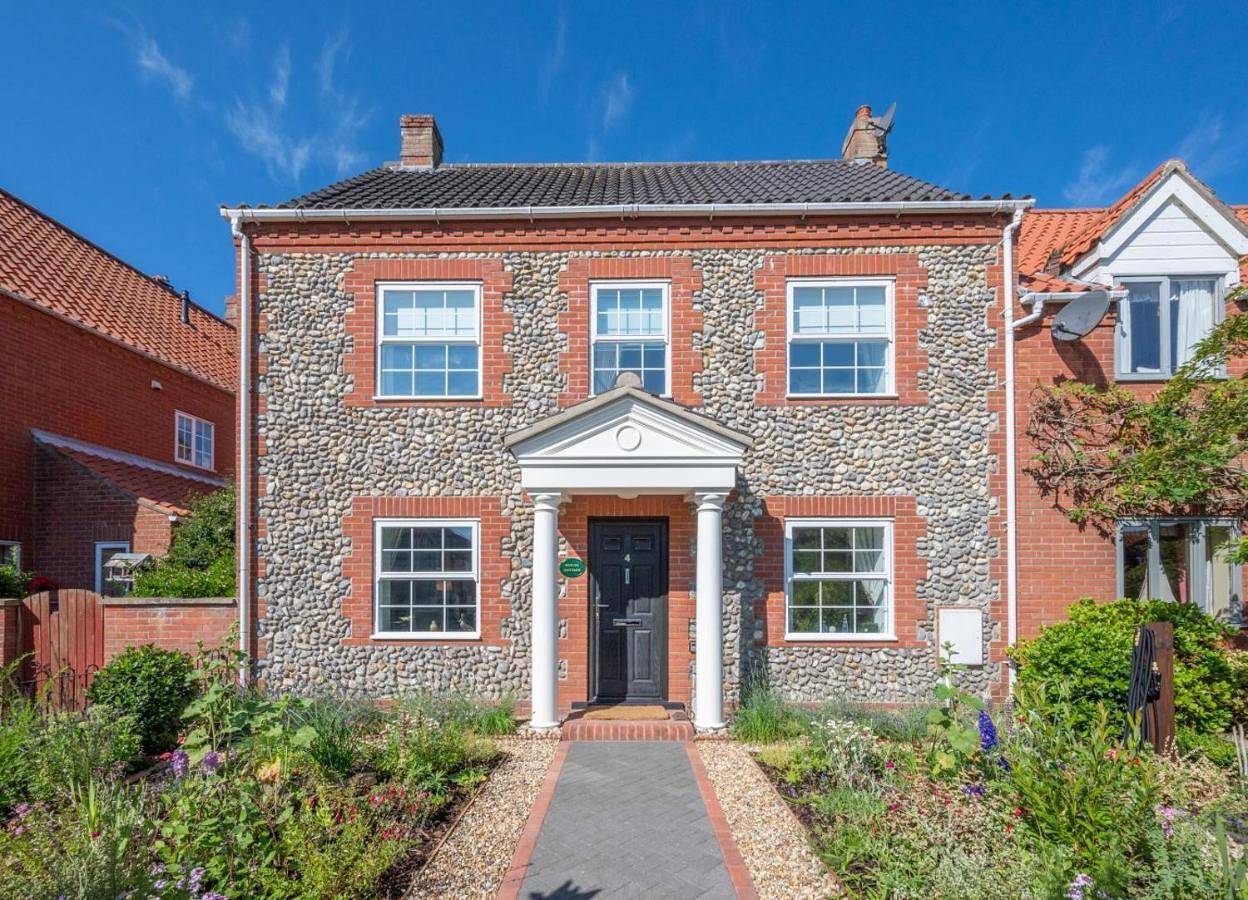 3 Bed in Holt oc-2280 in Holt, Norfolk Coast