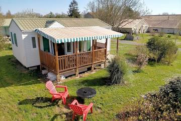 Mobil home pour 4 personnes, avec jardin à Cabariot