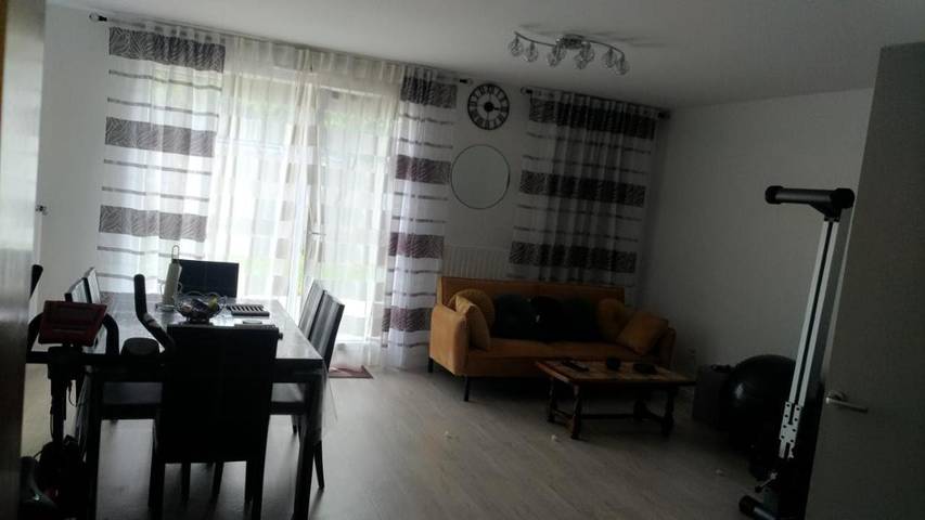 Gîte pour 2 personnes, avec jardin et terrasse à La Verrière - 4