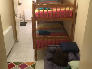 Log Cabin for 6 People in Shanklin, Isle of Wight, Photo 4