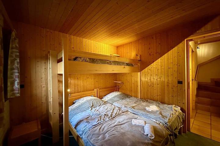 Chalet pour 6 personnes, avec balcon, animaux acceptés dans Méribel - 2
