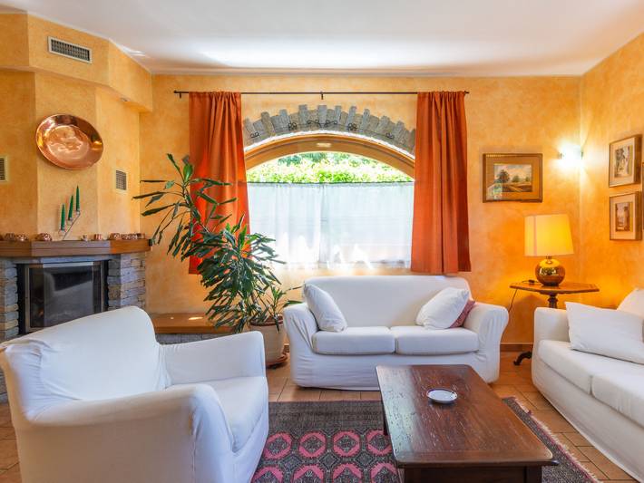 Ferienwohnung für 5 Personen, mit Balkon und Terrasse sowie Garten in Colico - 4