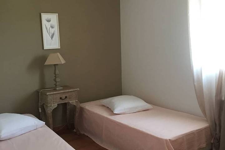 Location de vacances pour 4 personnes, avec terrasse et jardin, animaux acceptés à Serra-di-Fiumorbo - 3