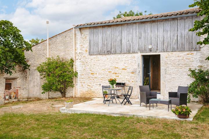 Location de vacances pour 2 personnes, avec Jardin dans les Deux-Sèvres - 4