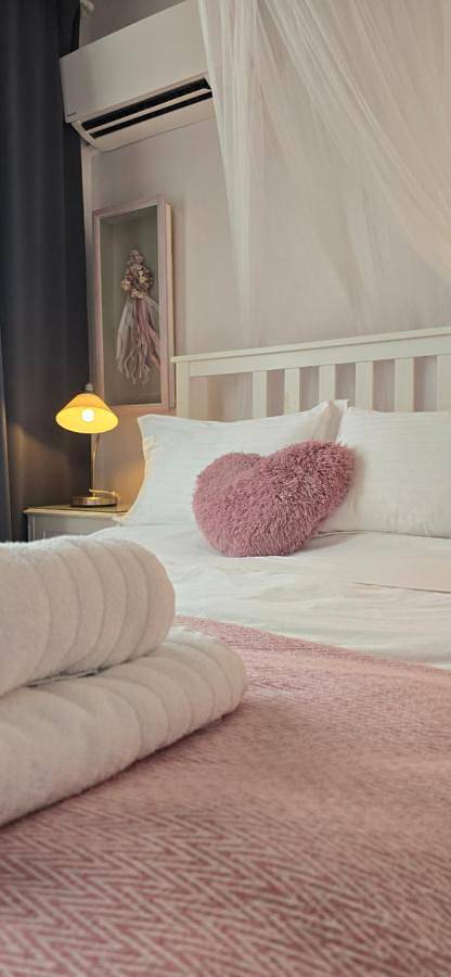 Gîte pour 2 personnes, avec vue et jardin dans Perdika - 4