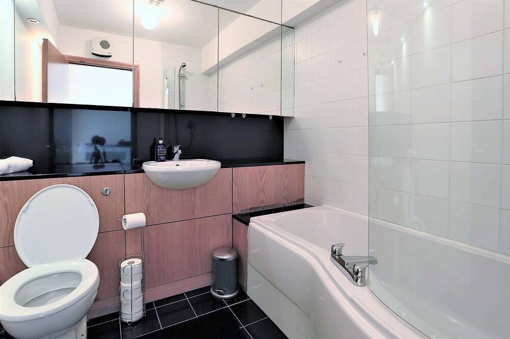 Superbly located! Bright and Airy Mews. in Dublin, County Dublin