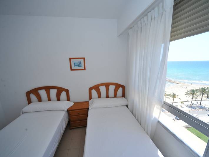 Gîte pour 9 personnes, avec terrasse et piscine à Benicasim - 4