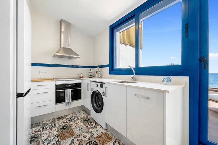 Geheel appartement, Appartement 'Calafellmar Loft' met zeezicht, wifi en airconditioning in Calafell, Costa Dorada