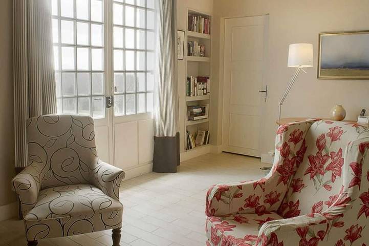 Location de vacances pour 6 personnes, avec jardin ainsi que piscine et terrasse, animaux acceptés à Jurançon - 4