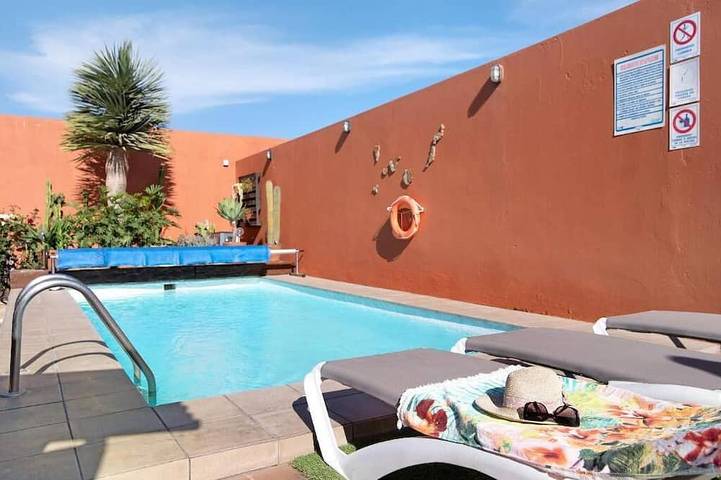Villa for 10 people, with garden - 1
