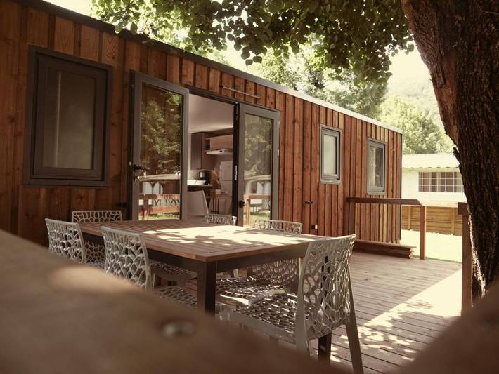 Camping para 6 personas, con terraza en Ariège